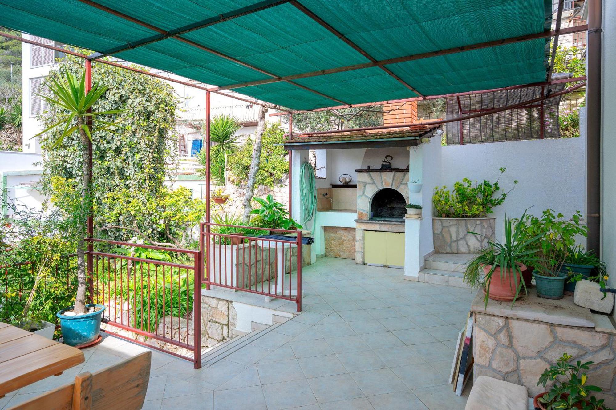 Apartments Lucic Hvar Town Exterior photo