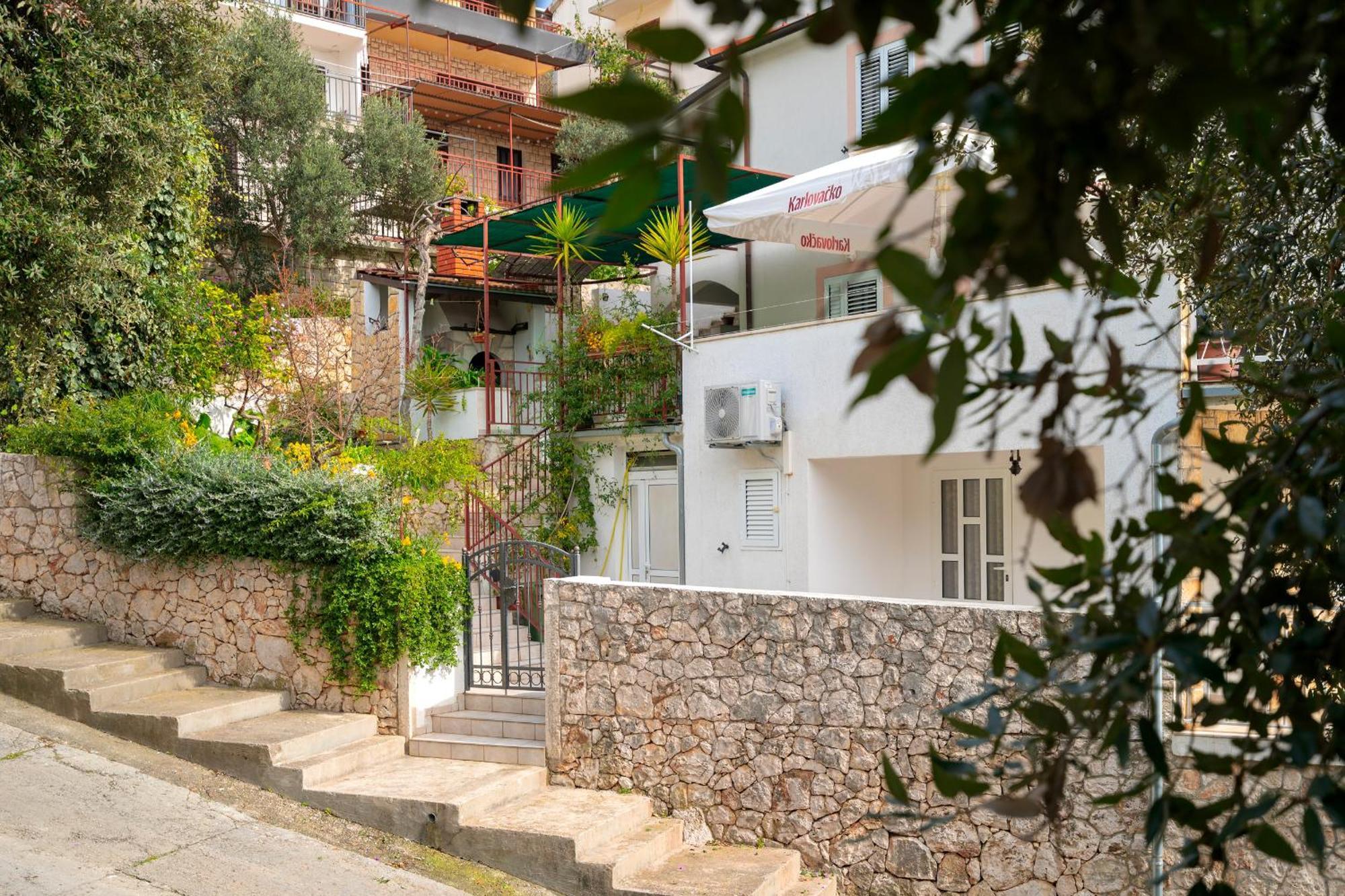 Apartments Lucic Hvar Town Exterior photo
